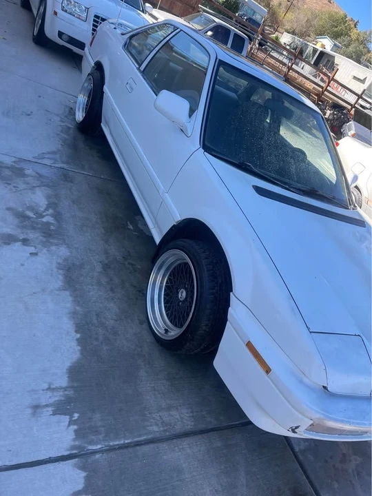 1991 Honda Prelude 3rd Gen - Image 2 of 5