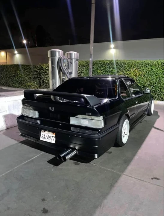 1991 Honda Prelude 3rd Gen - Image 17 of 18