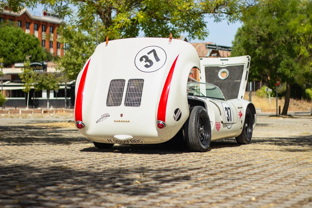 1991 Porsche 550 - Image 11 of 31