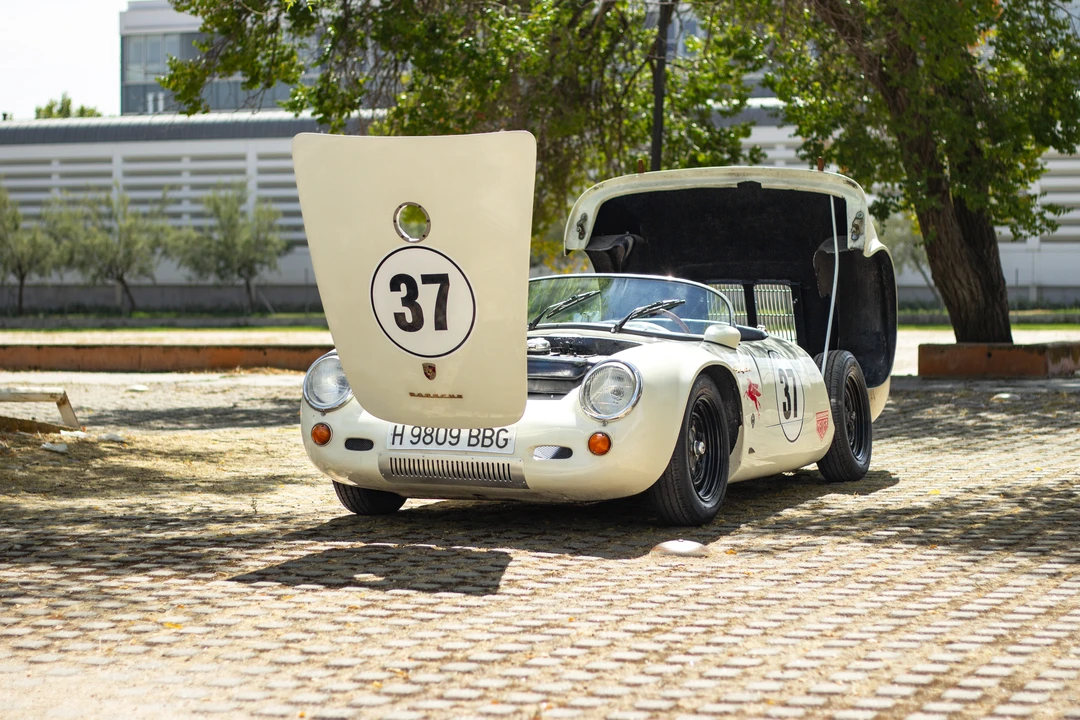 1991 Porsche 550 - Image 21 of 31