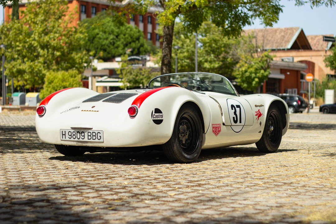 1991 Porsche 550 - Image 6 of 31