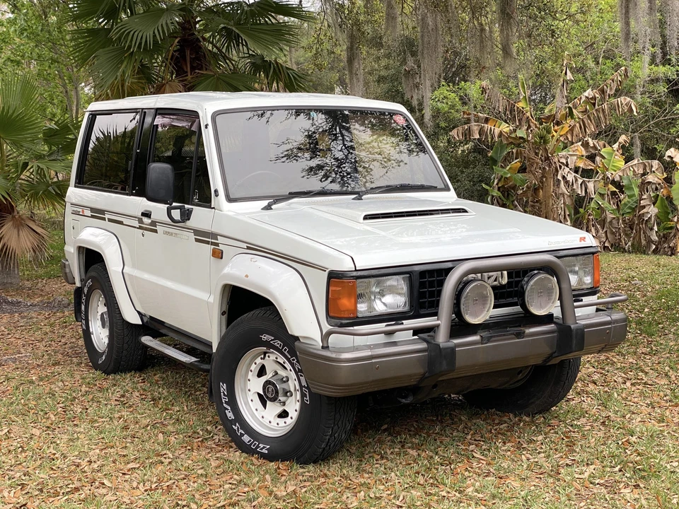 1991 Isuzu Trooper - Image 14 of 31
