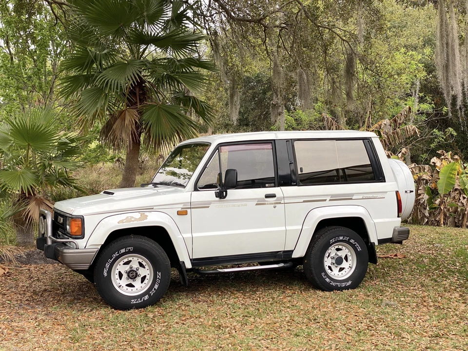 1991 Isuzu Trooper - Image 6 of 31