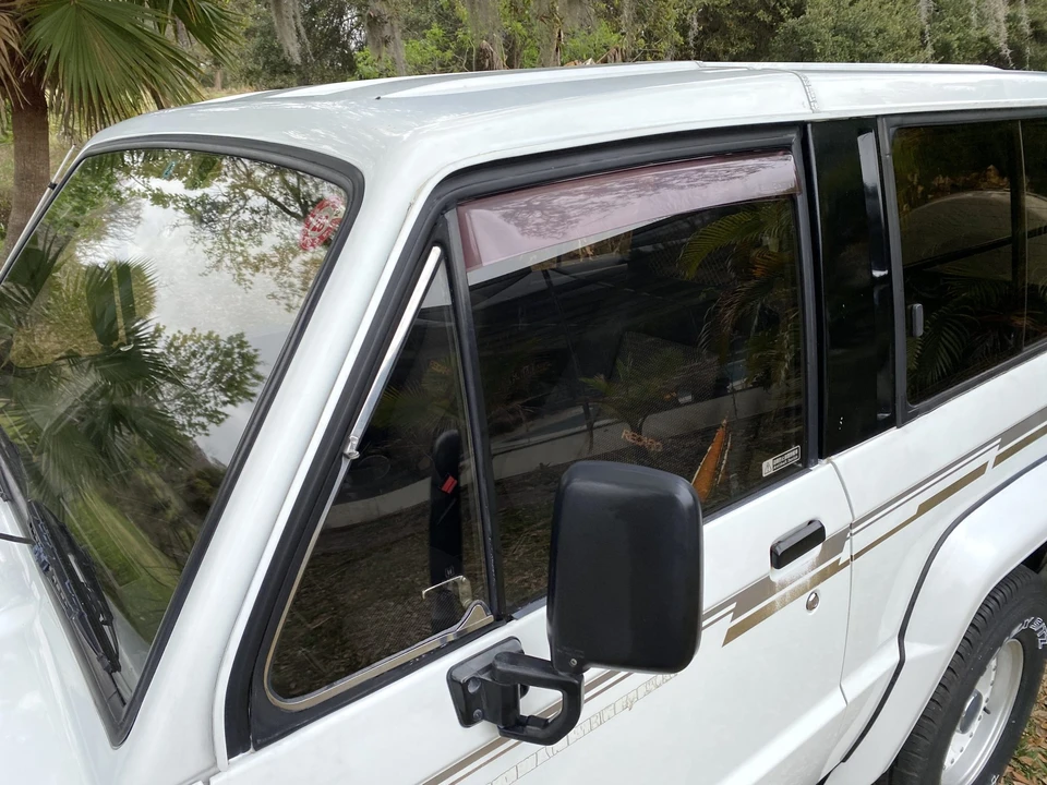 1991 Isuzu Trooper - Image 27 of 31
