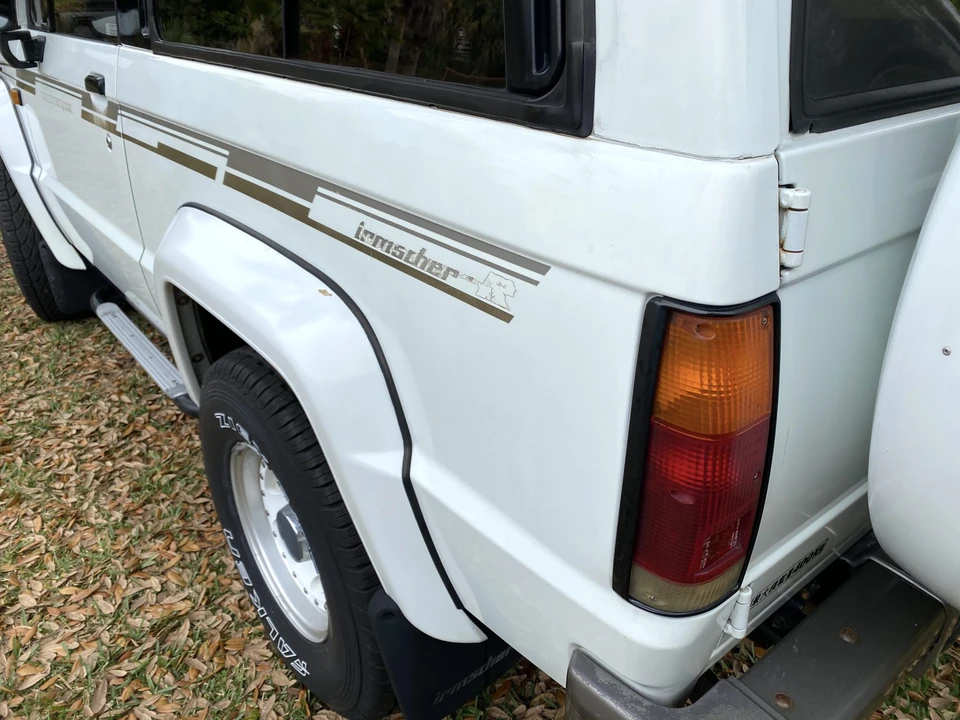 1991 Isuzu Trooper - Image 25 of 31