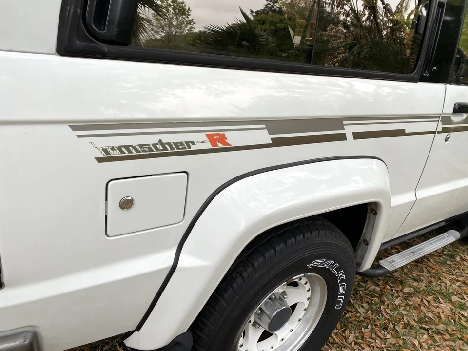 1991 Isuzu Trooper - Image 22 of 31