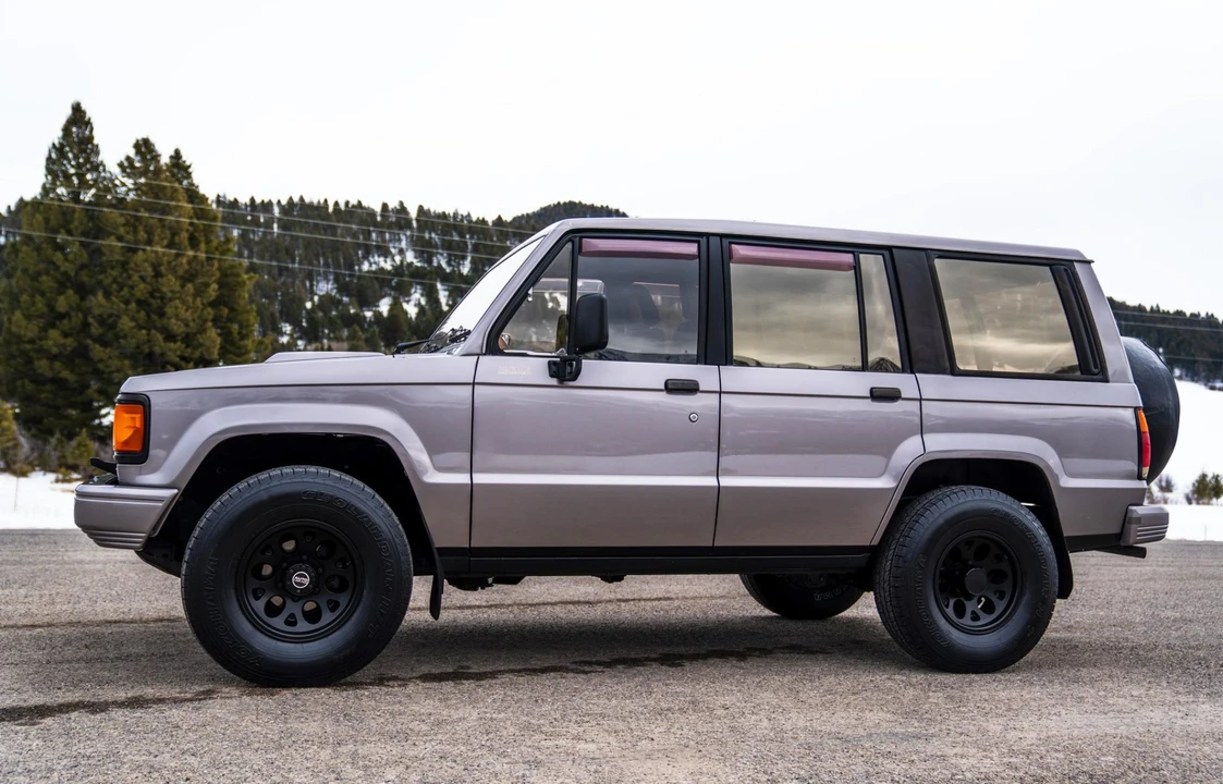 1991 Isuzu Trooper - Image 6 of 31