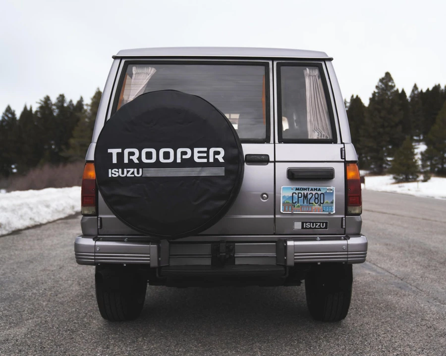 1991 Isuzu Trooper - Image 12 of 31