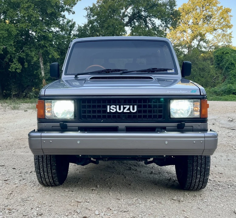 1991 Isuzu Trooper - Image 5 of 31