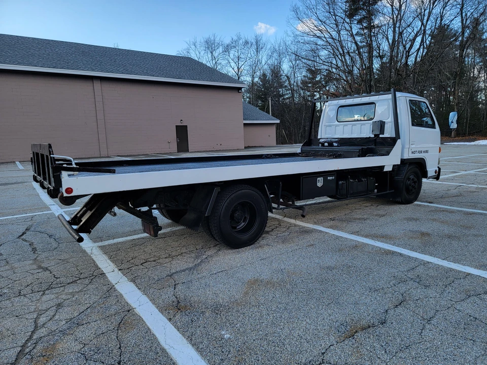 1991 Isuzu Elf - Image 11 of 31