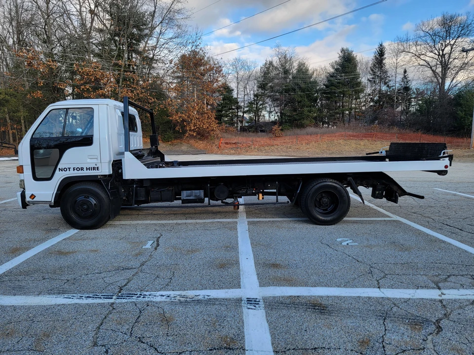 1991 Isuzu Elf - Image 8 of 31