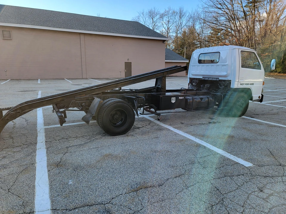 1991 Isuzu Elf - Image 27 of 31