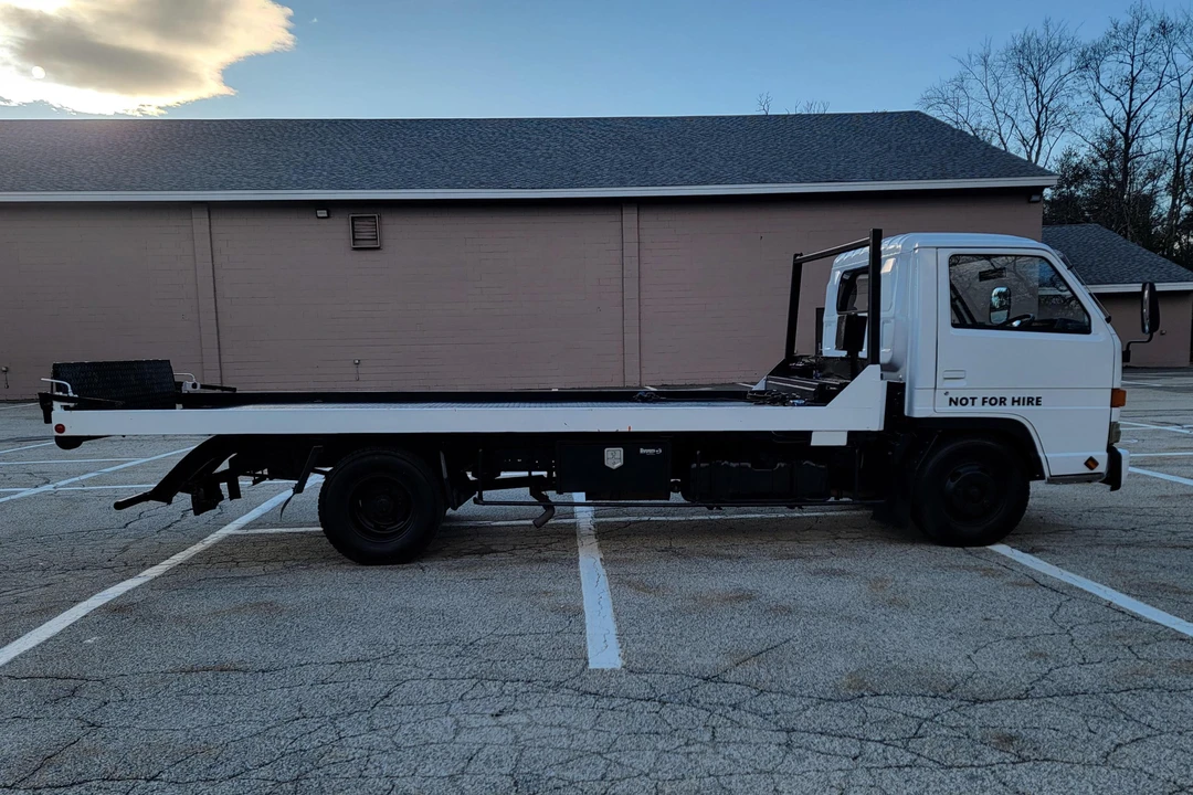 1991 Isuzu Elf - Image 3 of 31