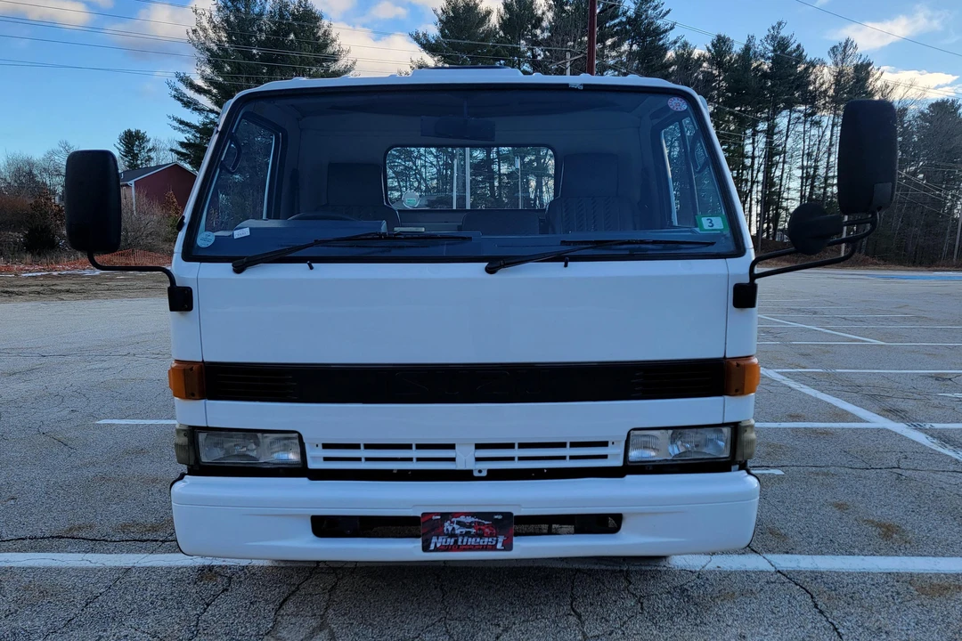 1991 Isuzu Elf - Image 2 of 31