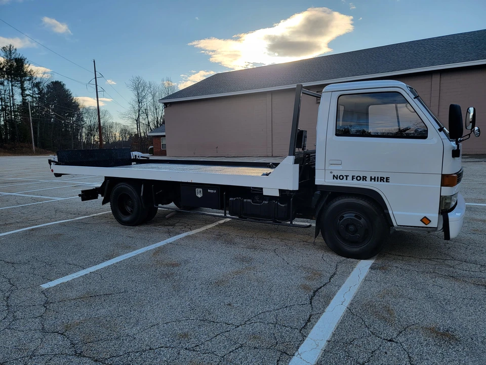 1991 Isuzu Elf - Image 12 of 31