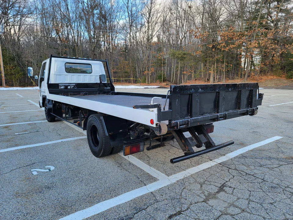 1991 Isuzu Elf - Image 9 of 31