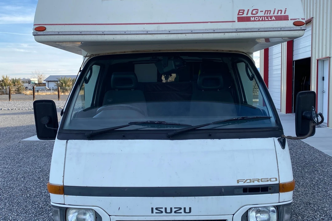 1991 Isuzu Elf - Image 9 of 29