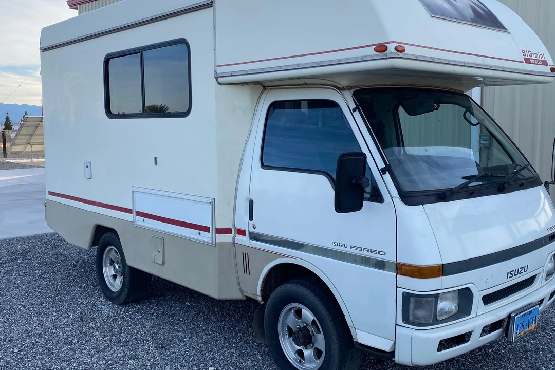 1991 Isuzu Elf - Image 7 of 29