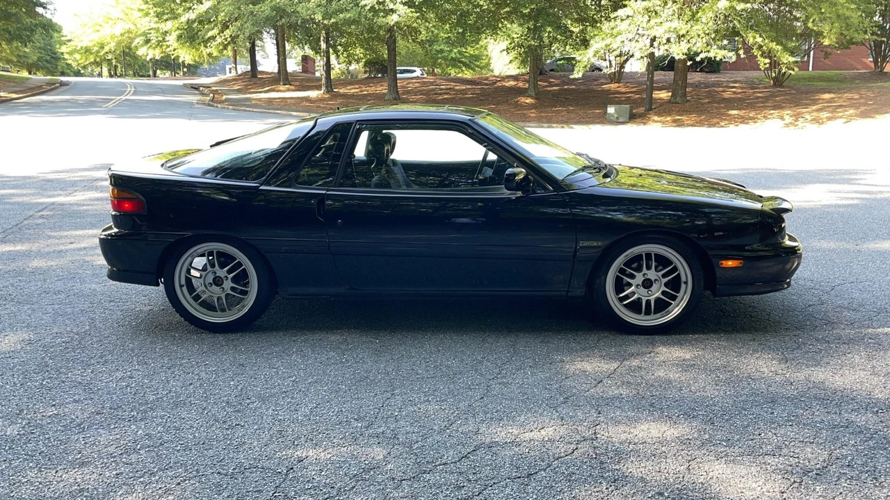1991 Isuzu Impulse - Image 15 of 31