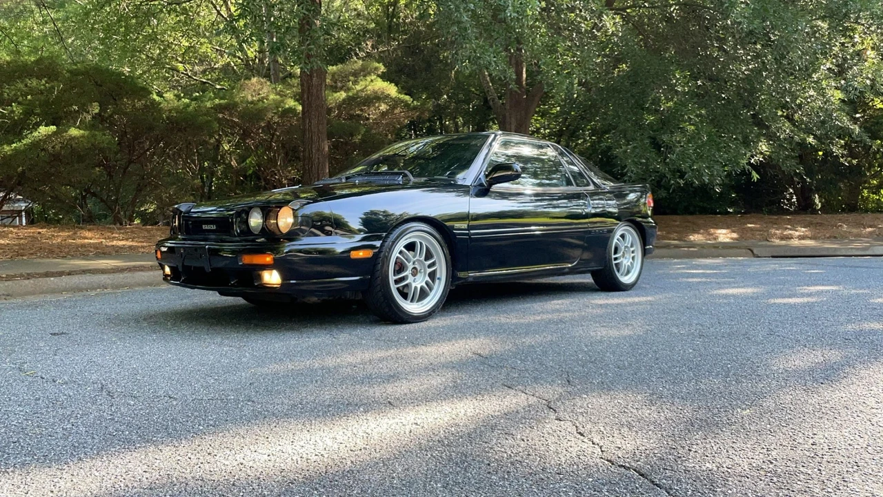 1991 Isuzu Impulse - Image 31 of 31