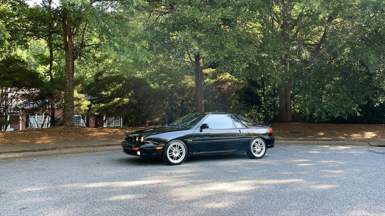 1991 Isuzu Impulse - Image 29 of 31