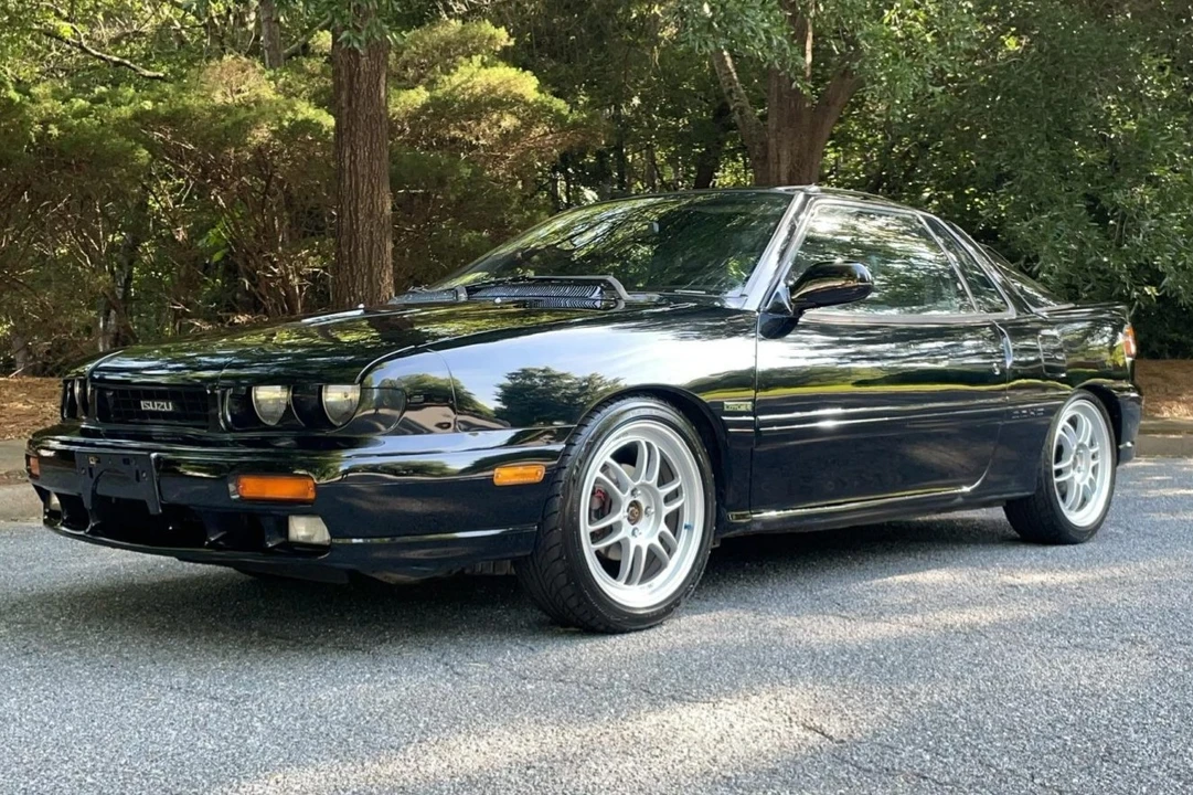 1991 Isuzu Impulse - Image 5 of 31