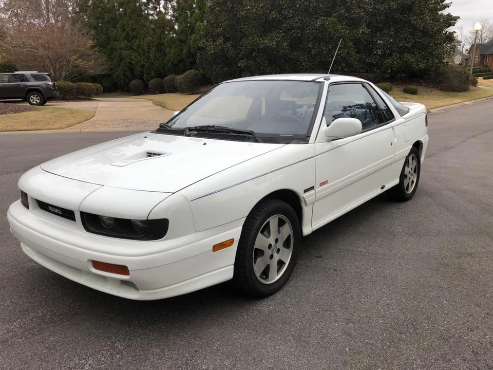 1991 Isuzu Impulse - Image 19 of 31