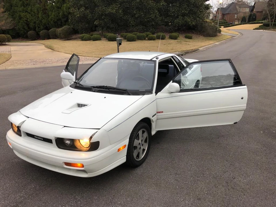 1991 Isuzu Impulse - Image 28 of 31