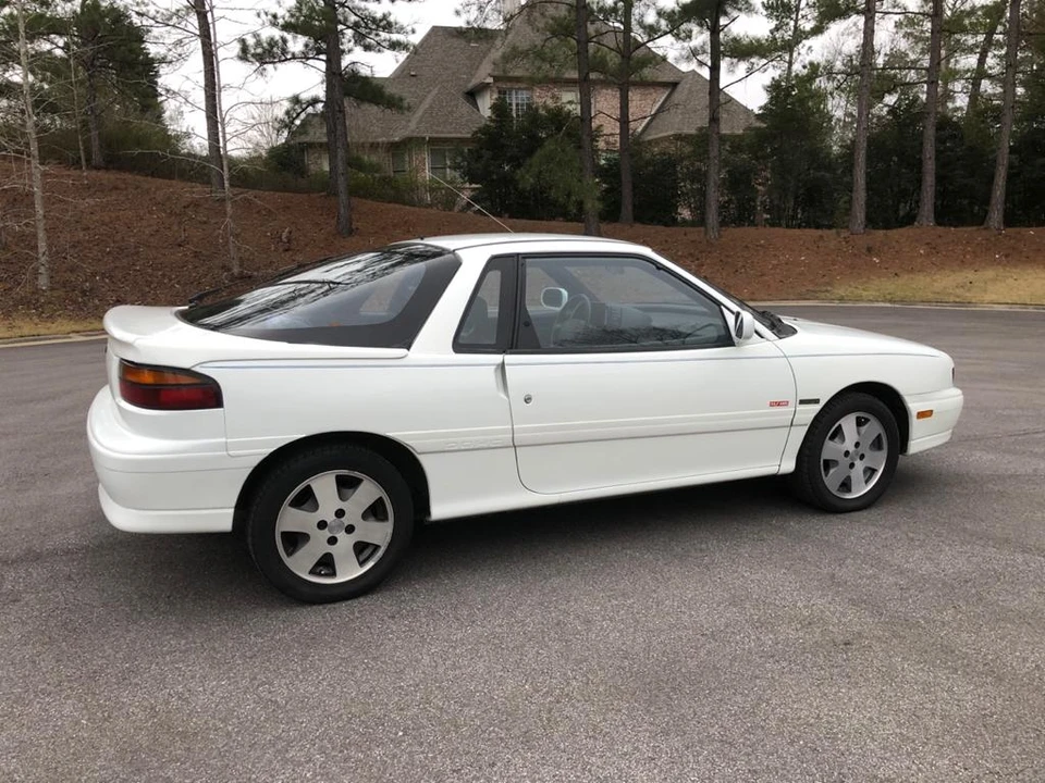 1991 Isuzu Impulse - Image 8 of 31