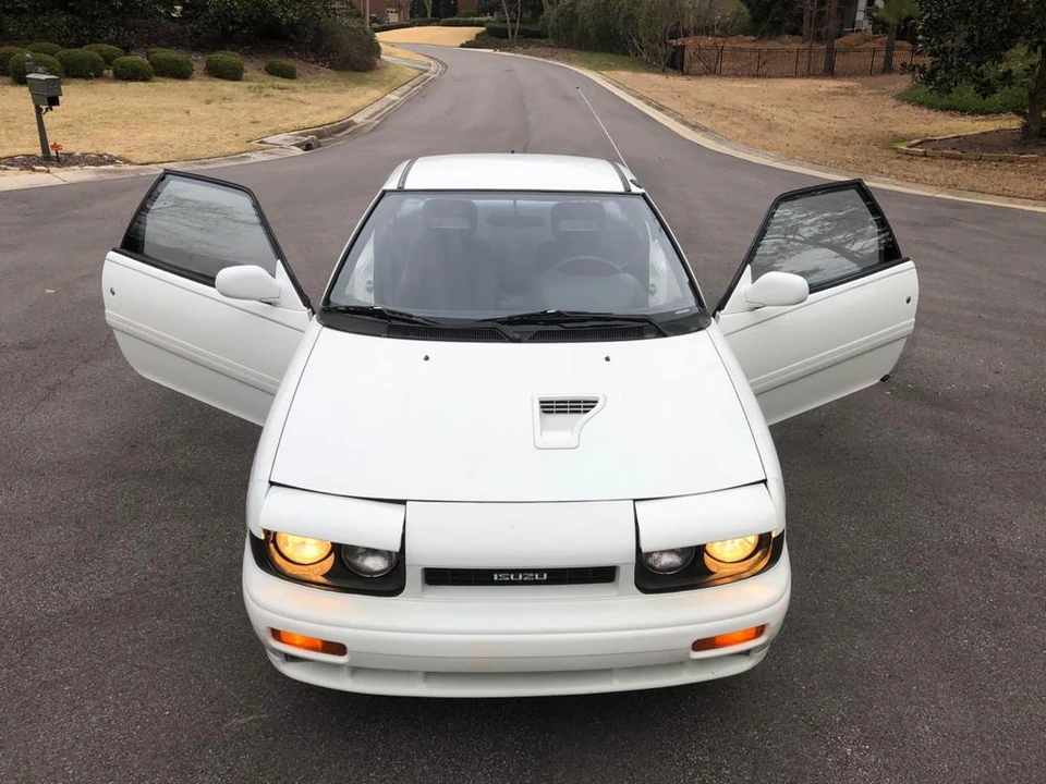 1991 Isuzu Impulse - Image 29 of 31