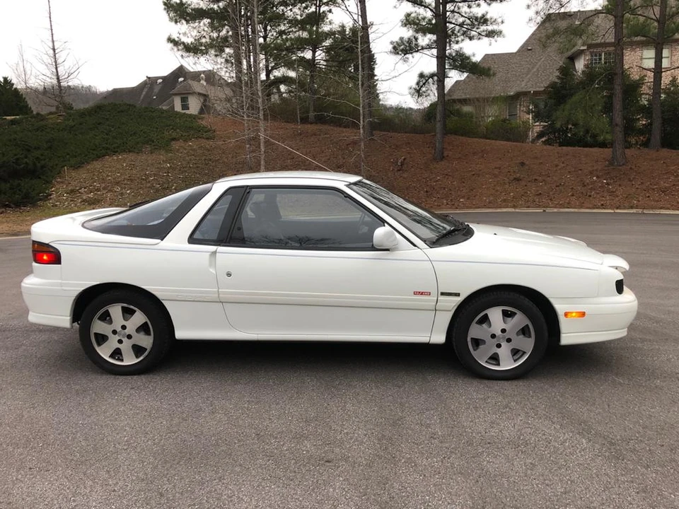 1991 Isuzu Impulse - Image 9 of 31