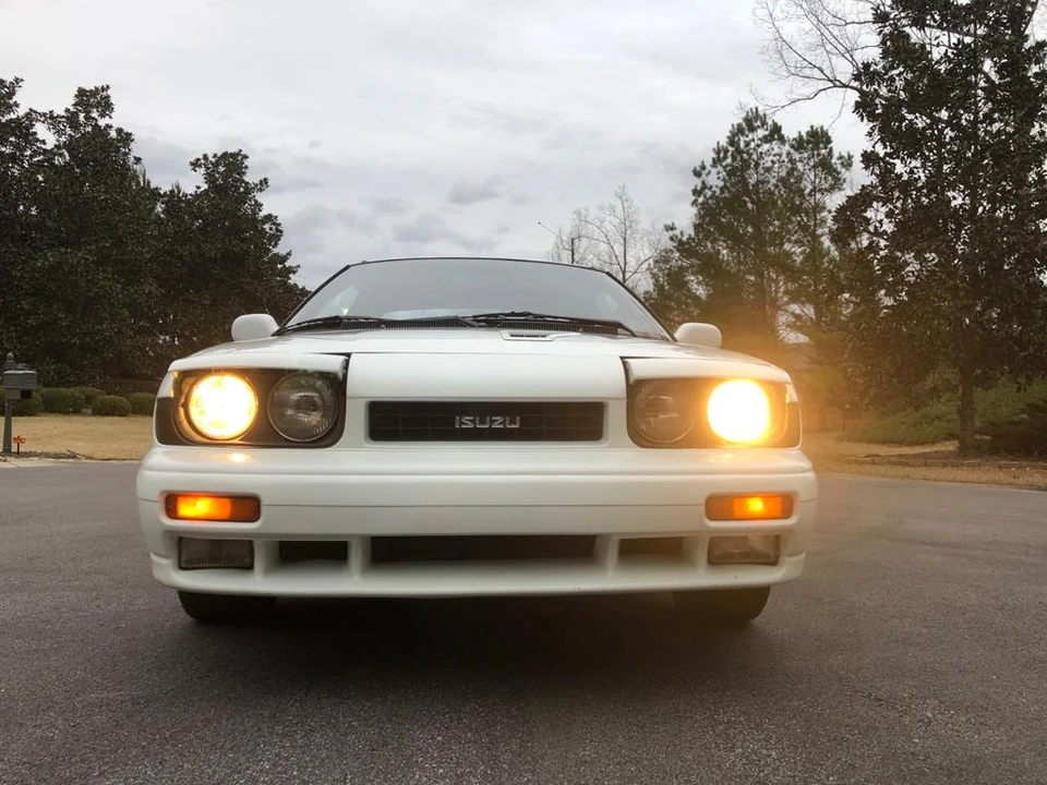1991 Isuzu Impulse - Image 17 of 31