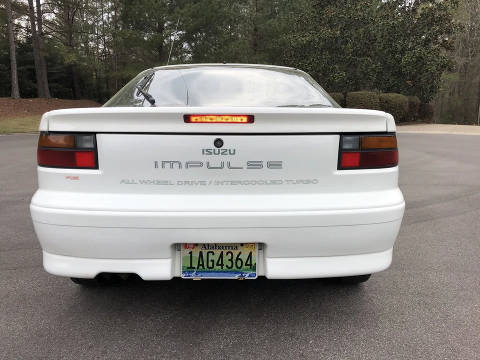 1991 Isuzu Impulse - Image 2 of 31