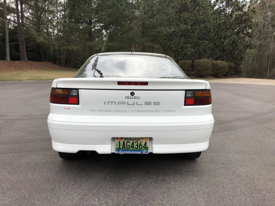 1991 Isuzu Impulse - Image 3 of 31