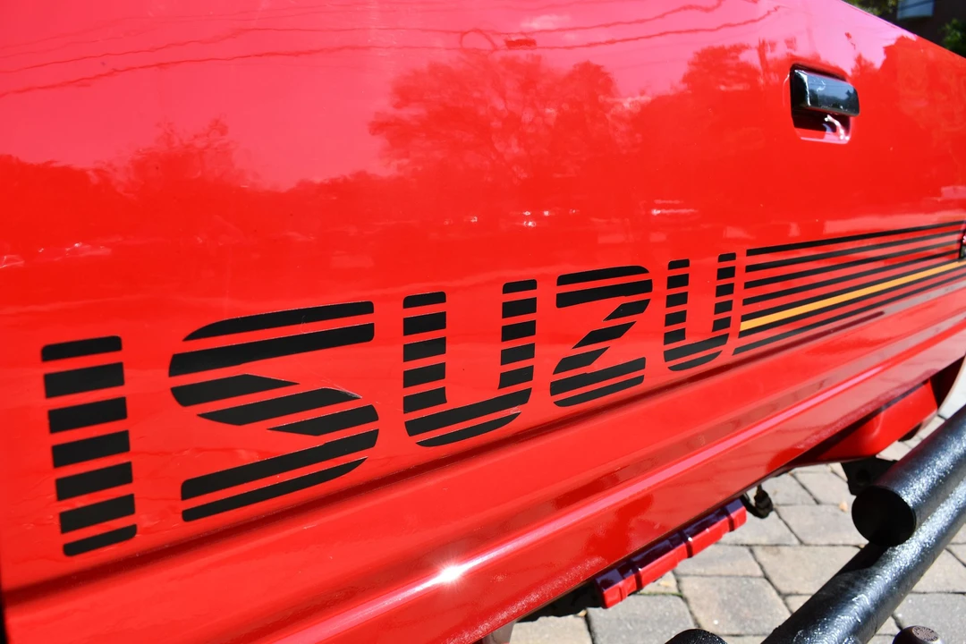 1991 Isuzu - Image 25 of 31