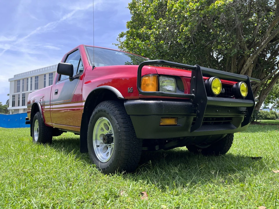 1991 Isuzu - Image 13 of 31
