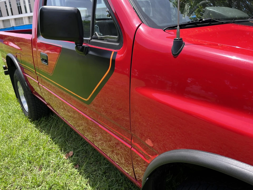 1991 Isuzu - Image 18 of 31