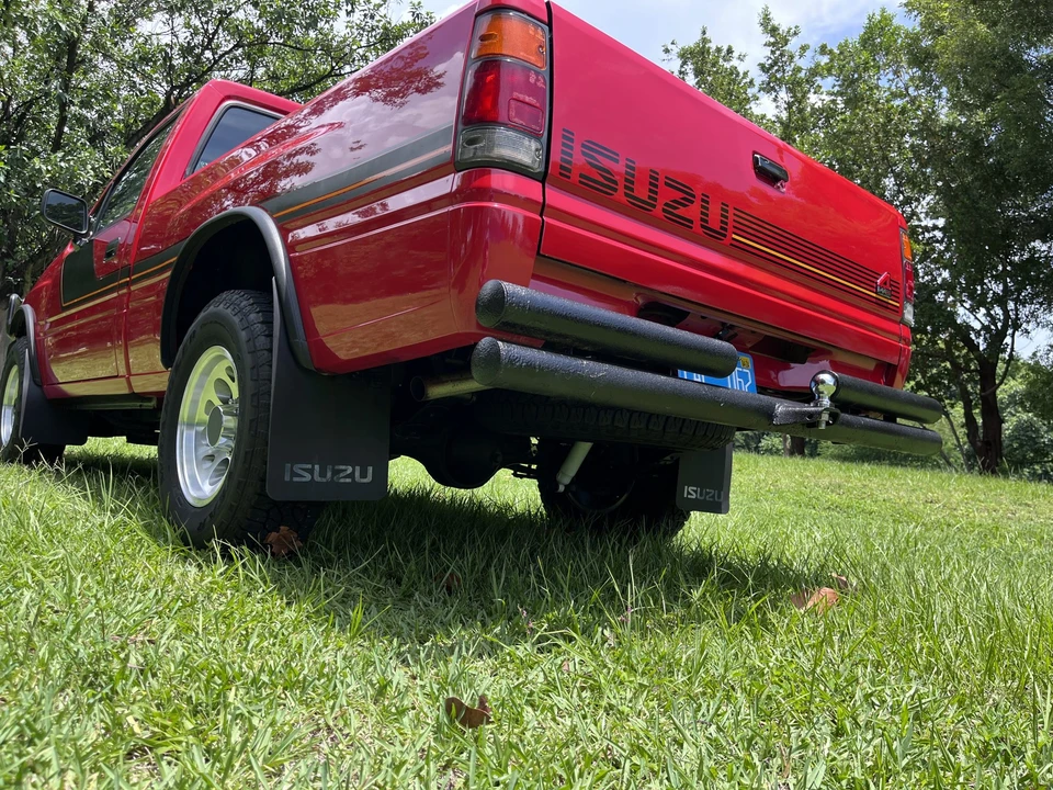 1991 Isuzu - Image 7 of 31