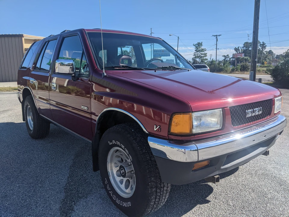 1991 Isuzu Rodeo - Image 2 of 31