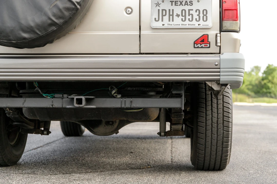 1991 Isuzu Trooper - Image 19 of 31