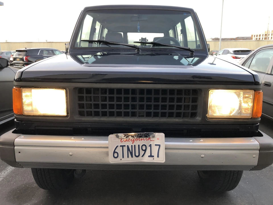 1991 Isuzu Trooper - Image 9 of 31