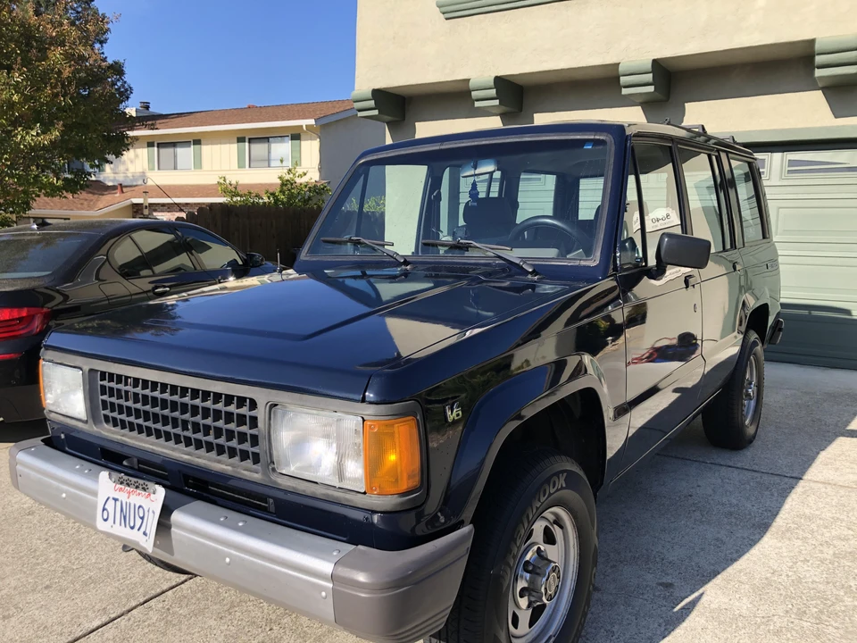1991 Isuzu Trooper - Image 10 of 31
