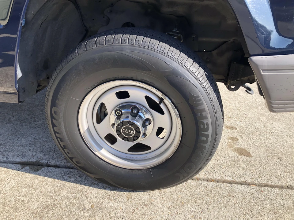 1991 Isuzu Trooper - Image 30 of 31