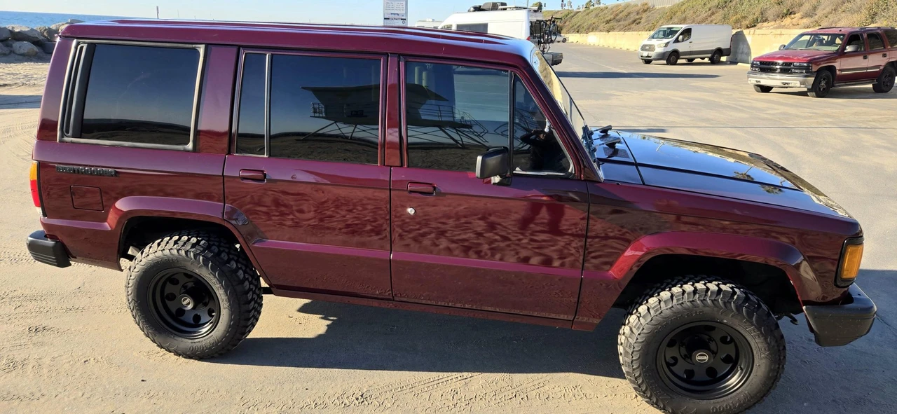 1991 Isuzu Trooper - Image 20 of 31
