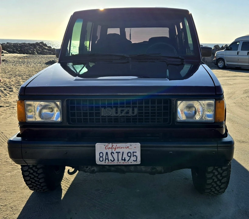 1991 Isuzu Trooper - Image 4 of 31