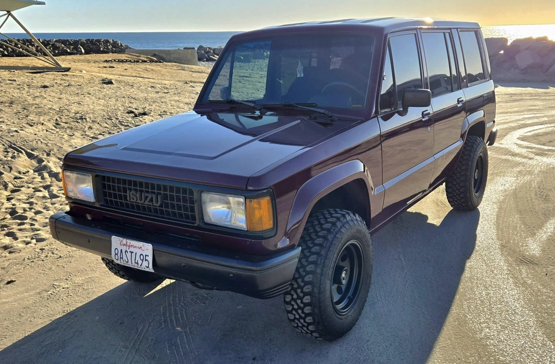 1991 Isuzu Trooper - Image 6 of 31