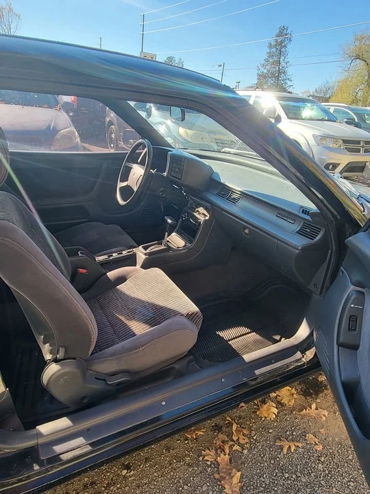 1991 Isuzu - Image 6 of 9