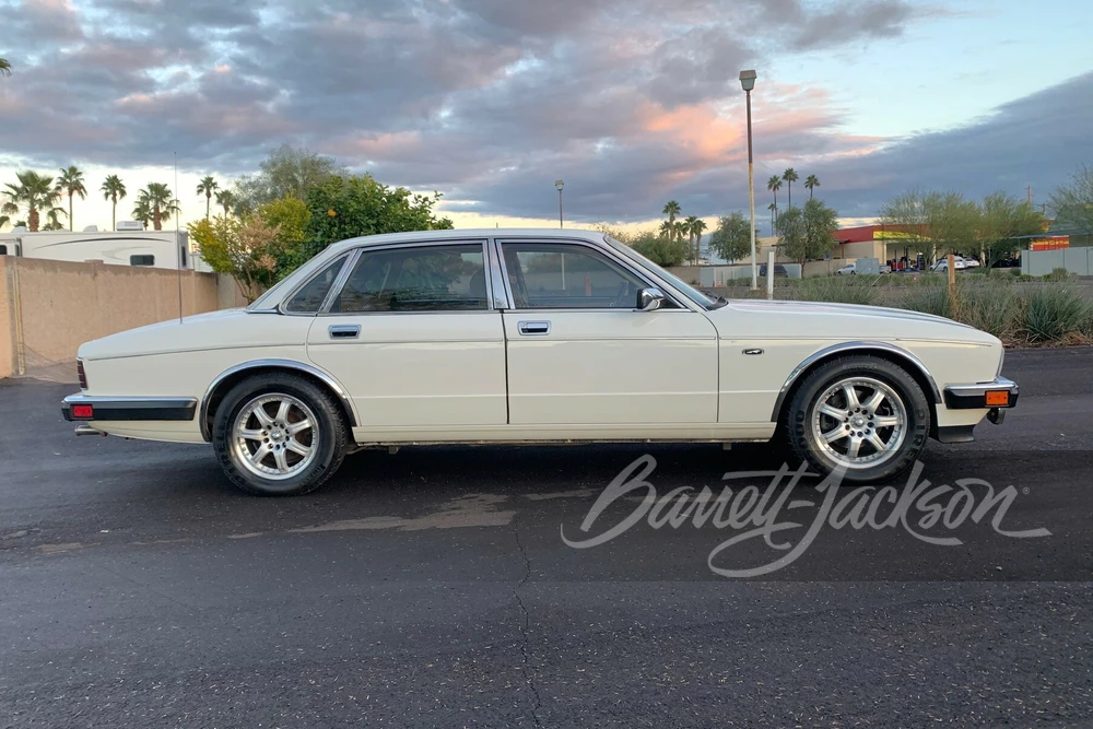 1991 Jaguar XJ40 XJ - Image 11 of 11