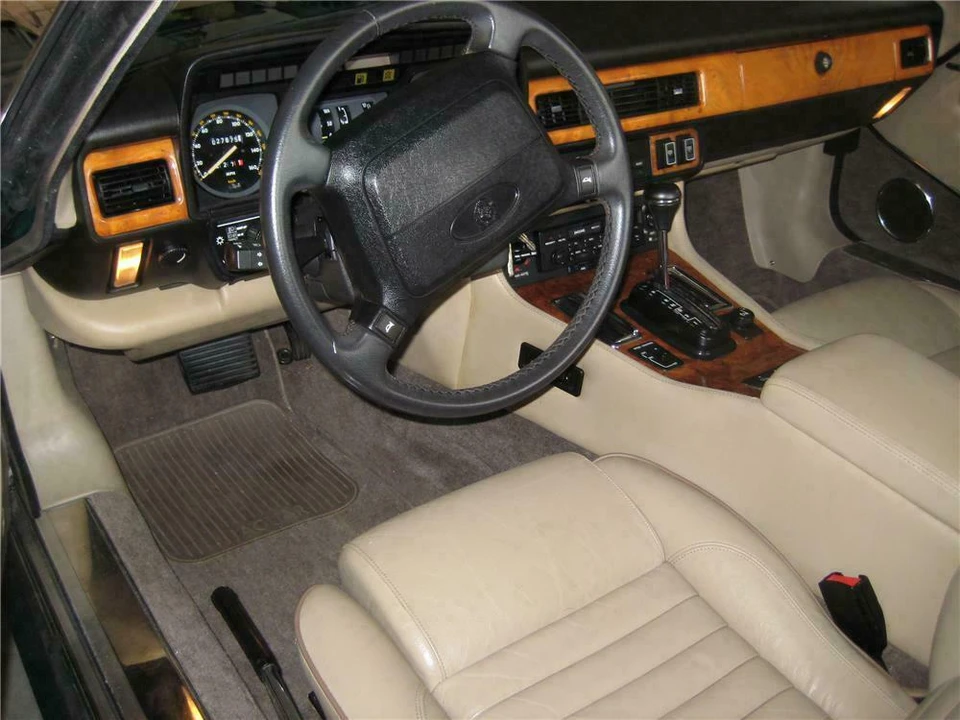 1991 Jaguar XJS Convertible - Image 4 of 5