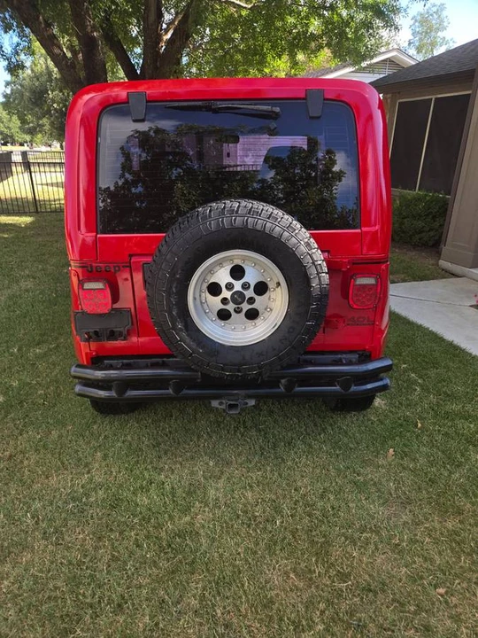 1991 Jeep YJ Wrangler - Image 4 of 13